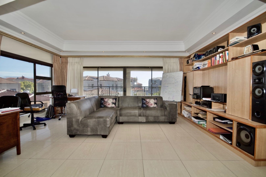 4 Bedroom Property for Sale in West Beach Western Cape